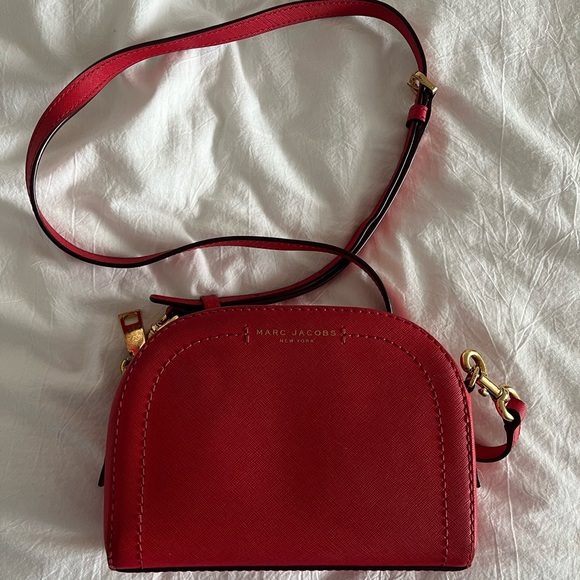 Marc Jacob’s Crossbody - Picture 1 of 7